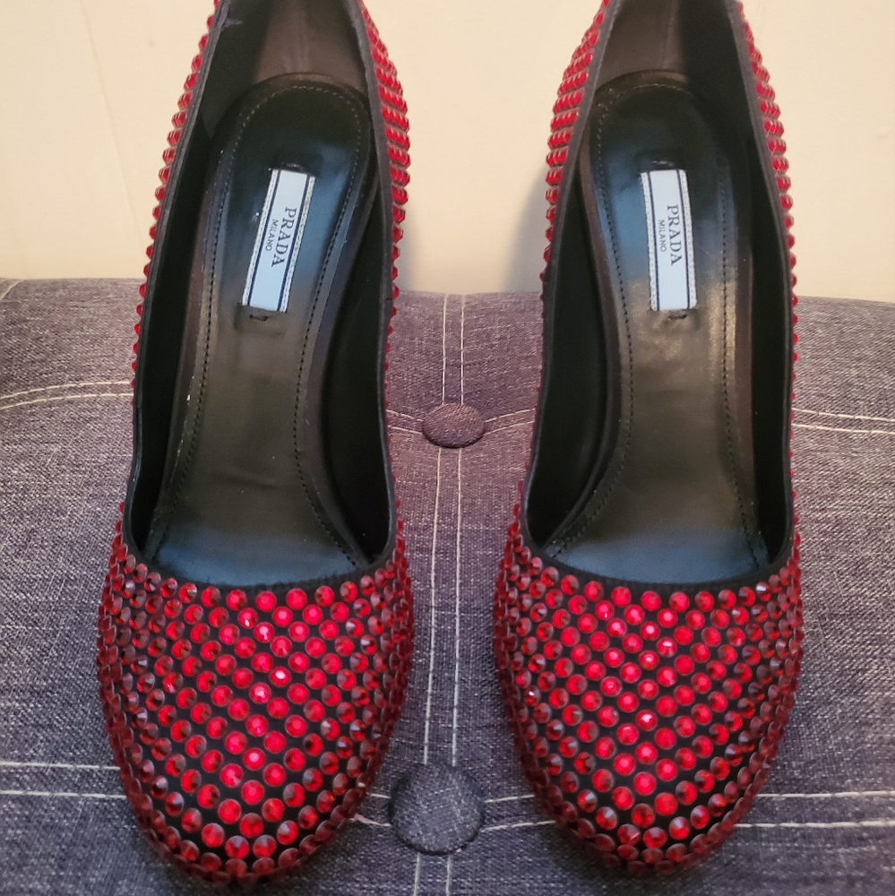 Prada Crystal Ruby Red Slipper Pumps 39.5